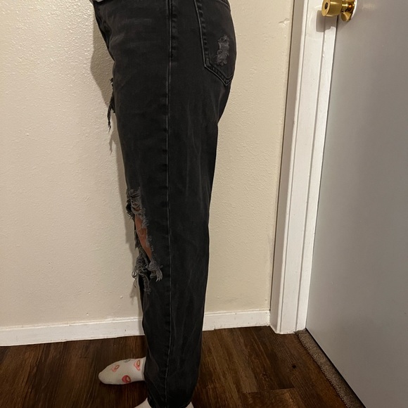 F21 distressed mom jeans - Picture 3 of 4